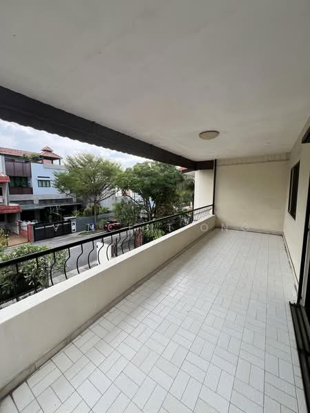 Bedokville, Jalan Limau Nipis, 4 Bedrooms, 2,300 sqft, Semi-Detached House For Rent, by Vincent Ong, 500181415 - Balcony - PropertyGuru.com.sg