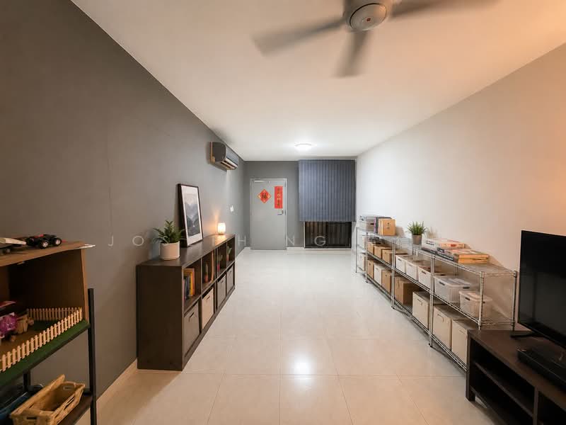 352B Canberra Road, 352B Canberra Road, 3 Bedrooms, 1,001 sqft, HDB Flat For Sale, by Joseph Ng 黄德顺, 500181422 - Living Room - PropertyGuru.com.sg
