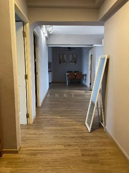 424 Hougang Avenue 6, 424 Hougang Avenue 6, 3 Bedrooms, 1,130 sqft, HDB Flat For Rent, by Joanne Li, 500181427 - Corridor - PropertyGuru.com.sg