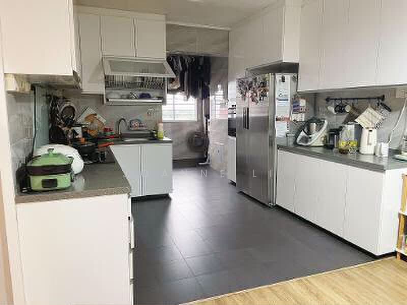 424 Hougang Avenue 6, 424 Hougang Avenue 6, 3 Bedrooms, 1,130 sqft, HDB Flat For Rent, by Joanne Li, 500181427 - Kitchen - PropertyGuru.com.sg