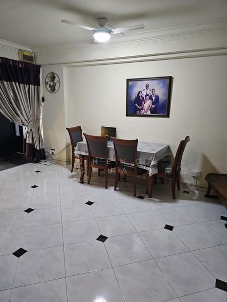 847 Jurong West Street 81, 847 Jurong West Street 81, Room Rental, 120 sqft, HDB Flat For Rent, by Zheng Ronghua 郑荣华, 500181428 - PropertyGuru.com.sg