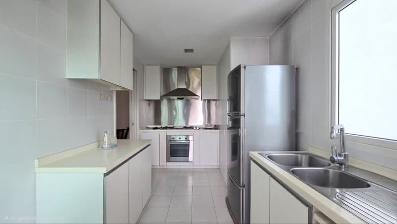Monterey Park Condominium, 29 West Coast Rise, 2 Bedrooms, 1,023 sqft, Condominium For Rent, by Fay Lim, 500181430 - Kitchen - PropertyGuru.com.sg