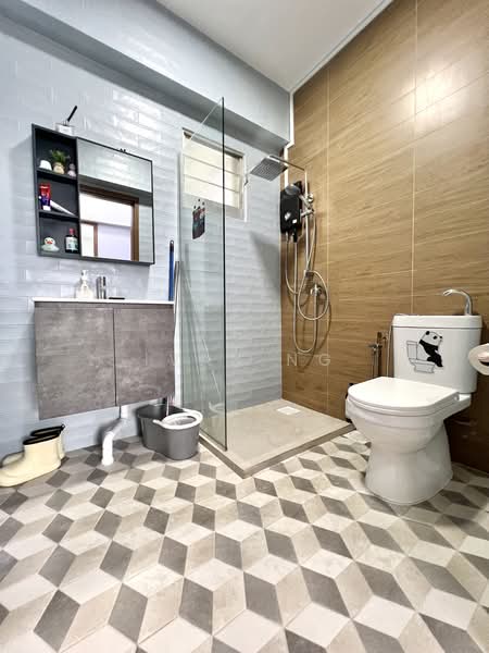 874C Tampines Street 85, 874C Tampines Street 85, 3 Bedrooms, 1,001 sqft, HDB Flat For Sale, by Ivan Ng, 500181436 - Bathroom - PropertyGuru.com.sg
