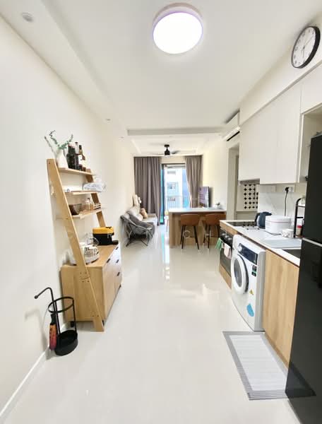 Treasure at Tampines, 11 Tampines Lane, Pasir Ris / Tampines, 2 Bedrooms, 581 sqft, Condominium For Sale, by Caryn Chia, 500181465 - Living Room - PropertyGuru.com.sg