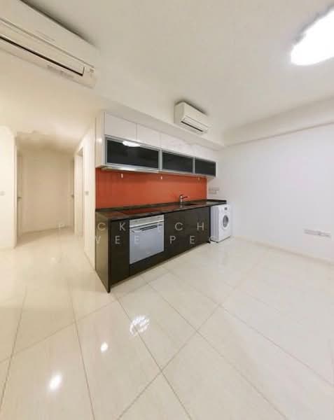 Sant Ritz, 1 Pheng Geck Avenue, 2 Bedrooms, 689 sqft, Condominium For Sale, by Peck (Cheng Hwee Peck), 500181468 - Kitchen - PropertyGuru.com.sg