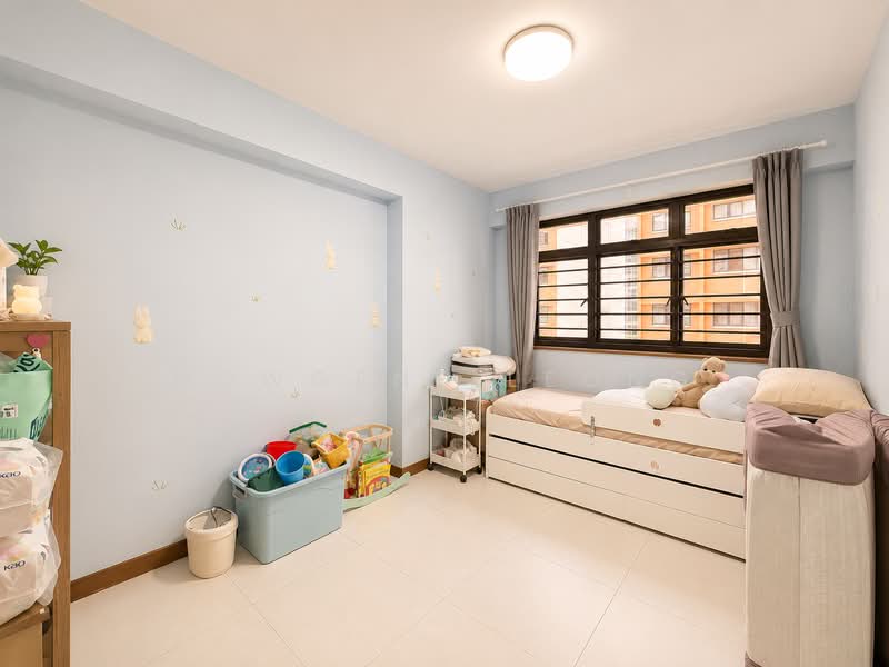 547A Segar Road, 547A Segar Road, 3 Bedrooms, 990 sqft, HDB Flat For Sale, by Howgene Leong, 500181470 - Bedroom - PropertyGuru.com.sg