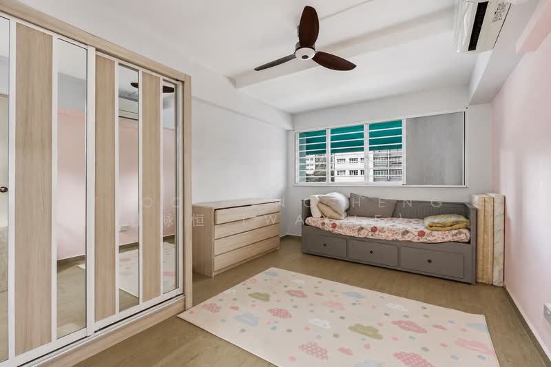 178 Woodlands Street 13, 178 Woodlands Street 13, 3 Bedrooms, 1,302 sqft, HDB Flat For Sale, by Thoo Weng Heng 杜咏恒 (Wayne), 500181471 - Bedroom - PropertyGuru.com.sg