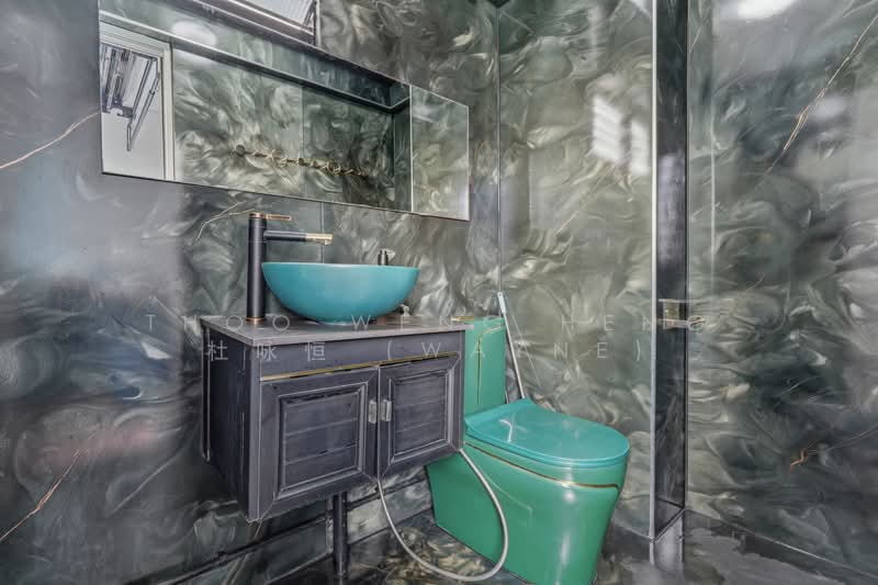 178 Woodlands Street 13, 178 Woodlands Street 13, 3 Bedrooms, 1,302 sqft, HDB Flat For Sale, by Thoo Weng Heng 杜咏恒 (Wayne), 500181471 - Bathroom - PropertyGuru.com.sg
