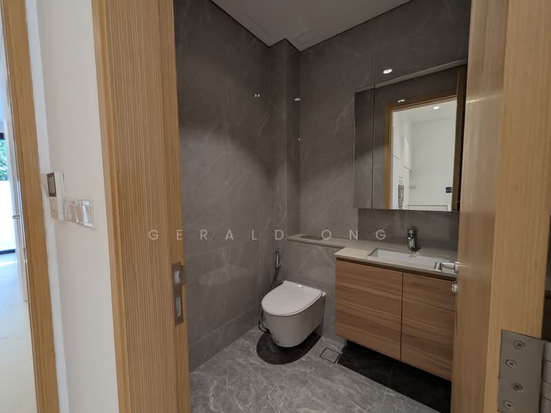 Meng Suan Garden, , 1 Bedroom, 1,367 sqft, Terraced House For Sale, by Gerald Ong, 500181480 - Bathroom 1 - PropertyGuru.com.sg