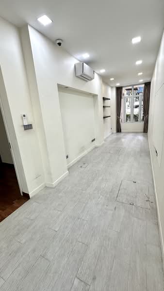 King's Drive, King's Drive, 5 Bedrooms, 4,000 sqft, Semi-Detached House For Rent, by Darryl Tan, 500181481 - 1st Storey - Study - PropertyGuru.com.sg