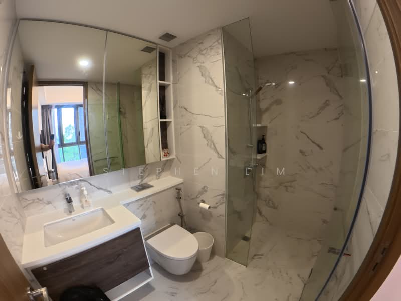 Parc Botannia, 10 Fernvale Street, 2 Bedrooms, 667 sqft, Condominium For Sale, by Stephen Lim, 500181482 - Bathroom - PropertyGuru.com.sg