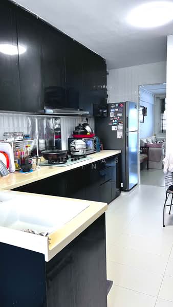 172 Yishun Avenue 7, 172 Yishun Avenue 7, 2 Bedrooms, 689 sqft, HDB Flat For Sale, by Thomas Lin, 500181485 - Kitchen - PropertyGuru.com.sg