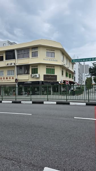 GRANDLINK SQUARE
