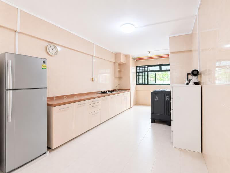 148 Potong Pasir Avenue 1, 148 Potong Pasir Avenue 1, 2 Bedrooms, 689 sqft, HDB Flat For Rent, by Herbert Benard, 500181501 - Kitchen - PropertyGuru.com.sg