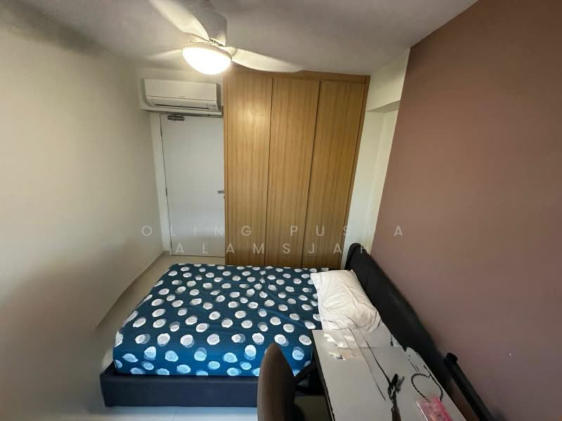 445A Clementi Avenue 3, 445A Clementi Avenue 3, Room Rental, 200 sqft, HDB Flat For Rent, by Oling Puspa Alamsjah, 500181505 - Bedroom - PropertyGuru.com.sg