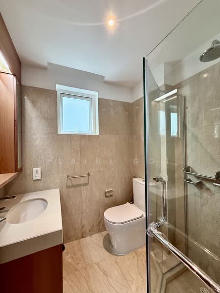 Branksome Road, Detached House, 4 Bedrooms, 5,300 sqft, Detached House For Rent, by Elaine Goh, 500181506 - Bathroom - PropertyGuru.com.sg