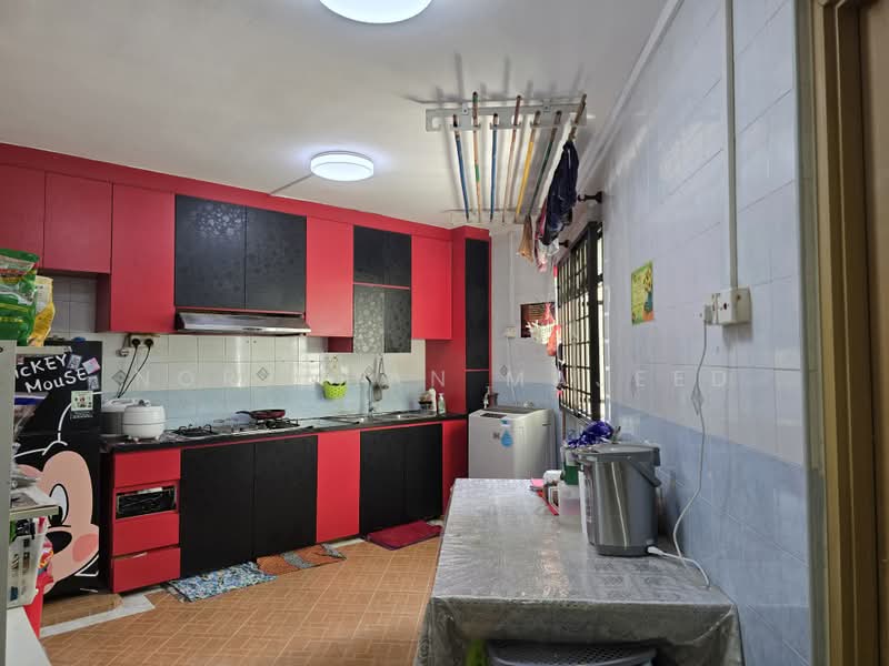 186D Rivervale Drive, 186D Rivervale Drive, 3 Bedrooms, 1,184 sqft, HDB Flat For Sale, by Norjahan Majeed, 500181513 - Kitchen - PropertyGuru.com.sg