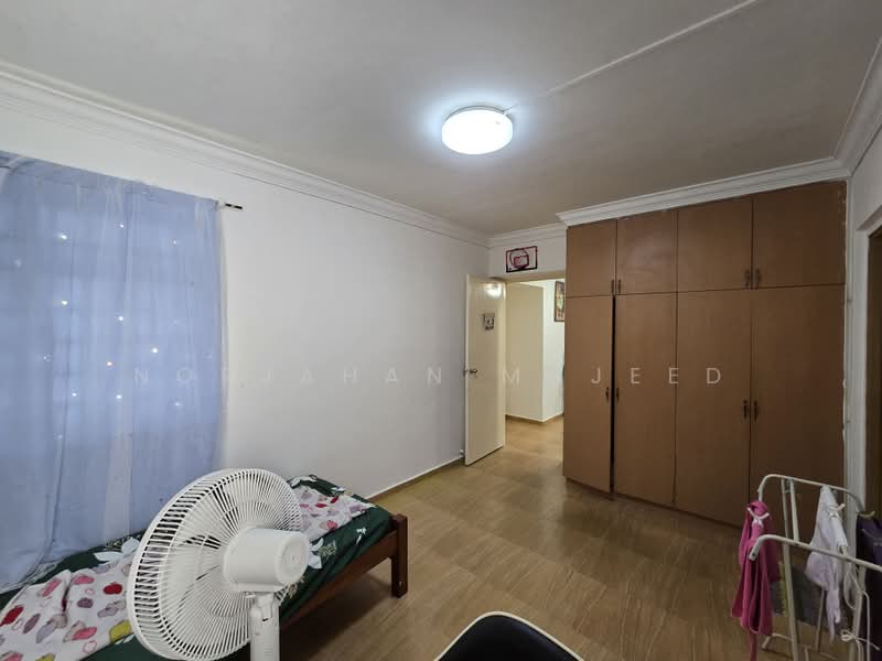 186D Rivervale Drive, 186D Rivervale Drive, 3 Bedrooms, 1,184 sqft, HDB Flat For Sale, by Norjahan Majeed, 500181513 - Bedroom - PropertyGuru.com.sg