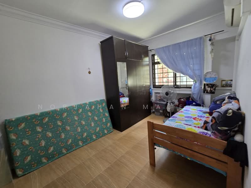 186D Rivervale Drive, 186D Rivervale Drive, 3 Bedrooms, 1,184 sqft, HDB Flat For Sale, by Norjahan Majeed, 500181513 - Bedroom - PropertyGuru.com.sg