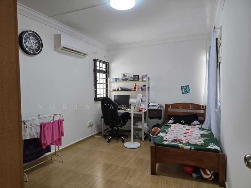 186D Rivervale Drive, 186D Rivervale Drive, 3 Bedrooms, 1,184 sqft, HDB Flat For Sale, by Norjahan Majeed, 500181513 - Bedroom - PropertyGuru.com.sg