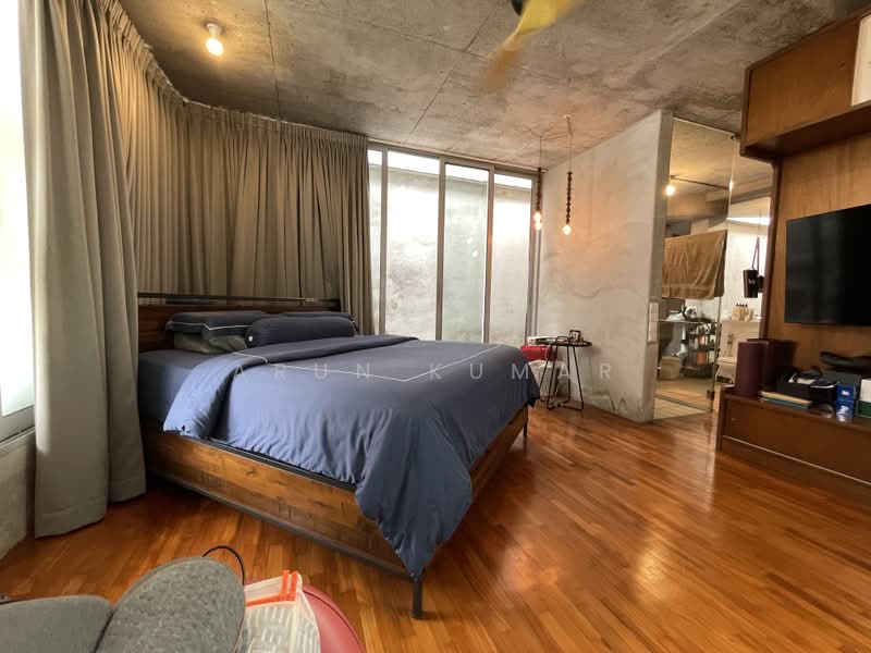 Jalan Tanjong, Jalan Tanjong, 4 Bedrooms, 6,000 sqft, Terraced House For Rent, by Arun Kumar, 500181523 - Bedroom - PropertyGuru.com.sg