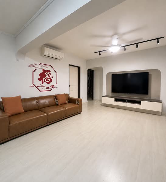 870 Tampines Street 83, 870 Tampines Street 83, 3 Bedrooms, 1,119 sqft, HDB Flat For Sale, by Caryn Chia, 500181524 - Living Room - PropertyGuru.com.sg