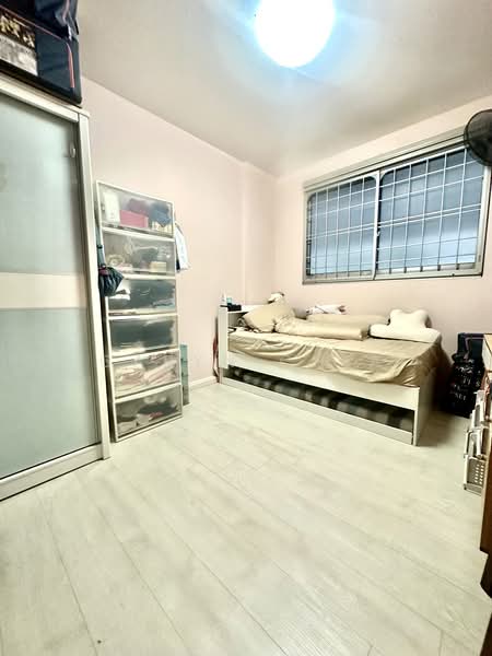 870 Tampines Street 83, 870 Tampines Street 83, 3 Bedrooms, 1,119 sqft, HDB Flat For Sale, by Caryn Chia, 500181524 - Bedroom - PropertyGuru.com.sg