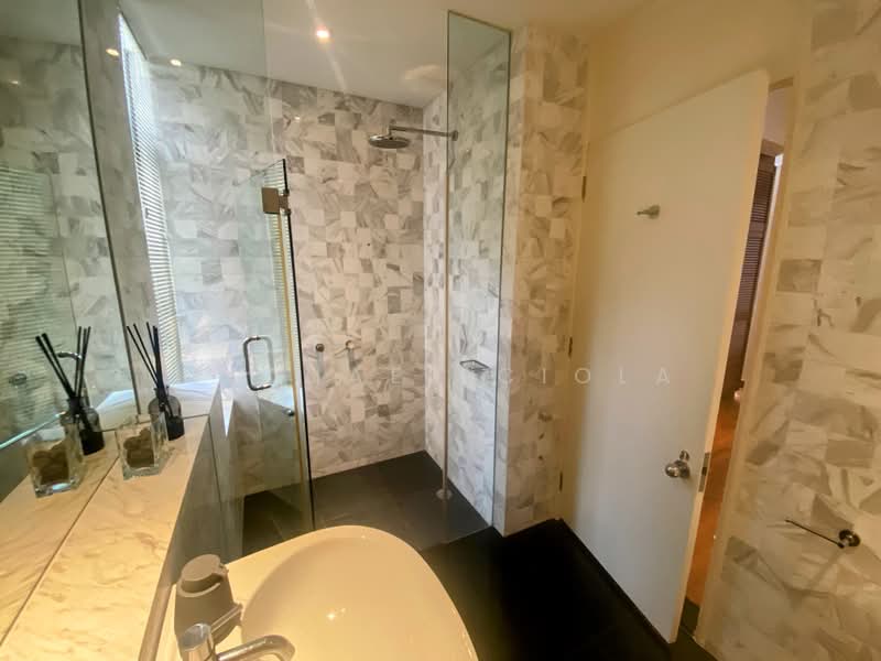 The Colonnade, 82 Grange Road, 3 Bedrooms, 3,617 sqft, Condominium For Rent, by Michael Ciola, 500181531 - Bathroom - PropertyGuru.com.sg