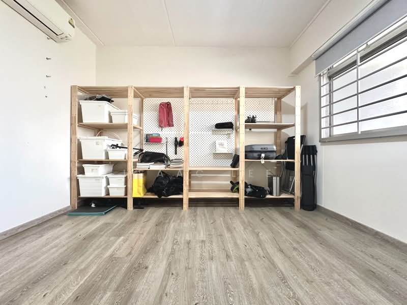 165 Hougang Avenue 1, 165 Hougang Avenue 1, 3 Bedrooms, 990 sqft, HDB Flat For Sale, by Isaac Lee, 500181540 - Bedroom - PropertyGuru.com.sg