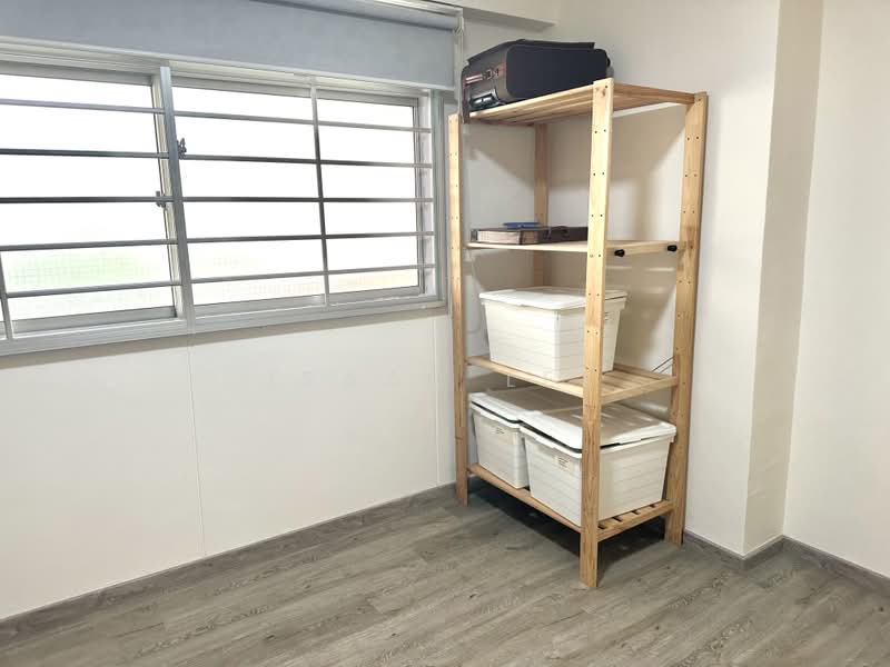 165 Hougang Avenue 1, 165 Hougang Avenue 1, 3 Bedrooms, 990 sqft, HDB Flat For Sale, by Isaac Lee, 500181540 - Bedroom - PropertyGuru.com.sg