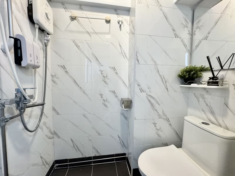 277 Yishun Street 22, 277 Yishun Street 22, 3 Bedrooms, 1,572 sqft, HDB Flat For Sale, by Allen Wee, 500181544 - Bathroom - PropertyGuru.com.sg
