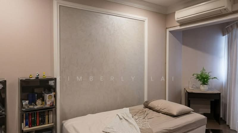 For investor/coliving, D9 freehold 1,900+ sqft 3BR convertible to 4BR to boost rental over ~$10K/mth, Orchard / River Valley, 4 Bedrooms, 1,905 sqft, Condominium For Sale, by Kimberly Lai, 500181545 - Bedroom - PropertyGuru.com.sg
