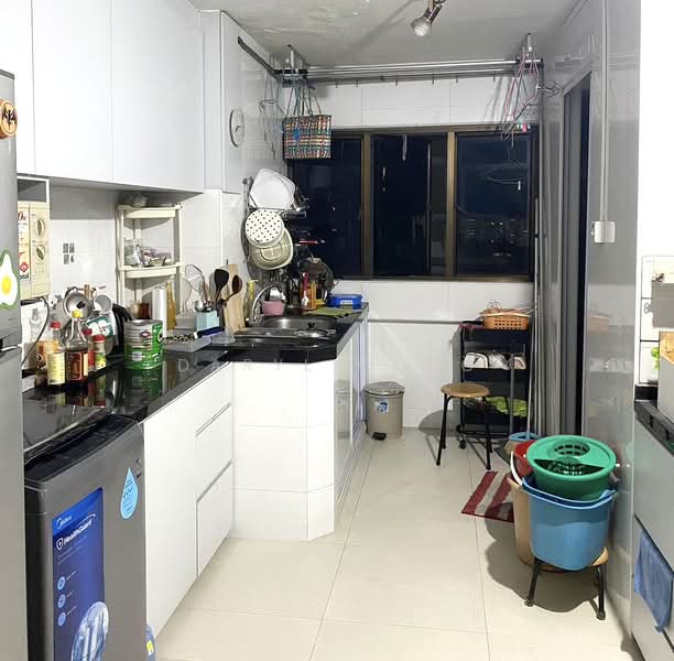 178 Woodlands Street 13, 178 Woodlands Street 13, 3 Bedrooms, 1,324 sqft, HDB Flat For Sale, by Daryl Wong, 500181552 - Kitchen - PropertyGuru.com.sg