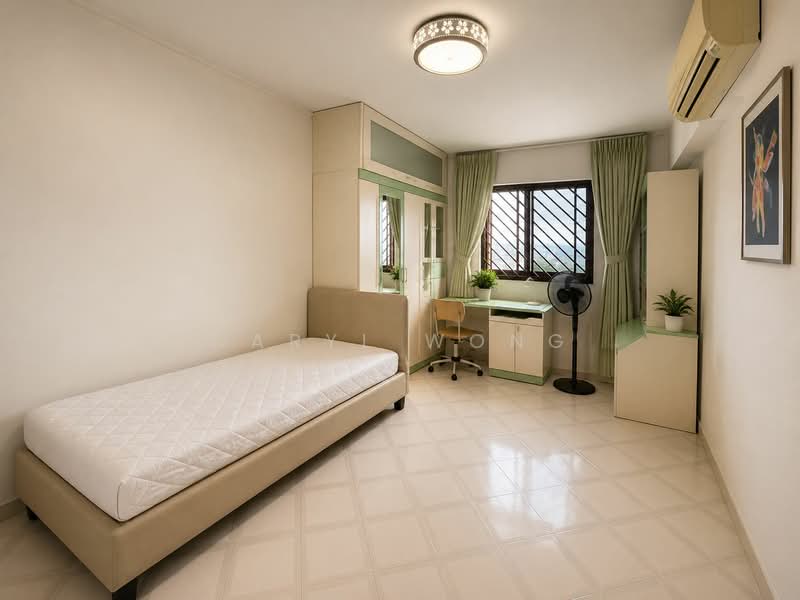 178 Woodlands Street 13, 178 Woodlands Street 13, 3 Bedrooms, 1,324 sqft, HDB Flat For Sale, by Daryl Wong, 500181552 - Bedroom - PropertyGuru.com.sg