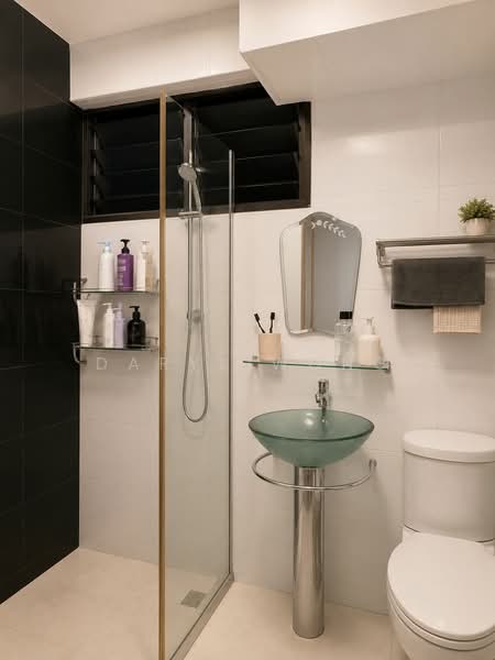178 Woodlands Street 13, 178 Woodlands Street 13, 3 Bedrooms, 1,324 sqft, HDB Flat For Sale, by Daryl Wong, 500181552 - Bathroom - PropertyGuru.com.sg