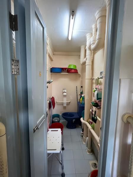 40 Circuit Road, 40 Circuit Road, Room Rental, 150 sqft, HDB Flat For Rent, by Lina Seah, 500181558 - Bathroom - PropertyGuru.com.sg
