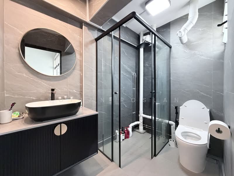402 Bedok North Avenue 3, 402 Bedok North Avenue 3, 3 Bedrooms, 990 sqft, HDB Flat For Sale, by Sofian Roslan, 500181616 - Bathroom - PropertyGuru.com.sg