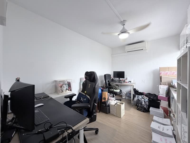 402 Bedok North Avenue 3, 402 Bedok North Avenue 3, 3 Bedrooms, 990 sqft, HDB Flat For Sale, by Sofian Roslan, 500181616 - Study - PropertyGuru.com.sg