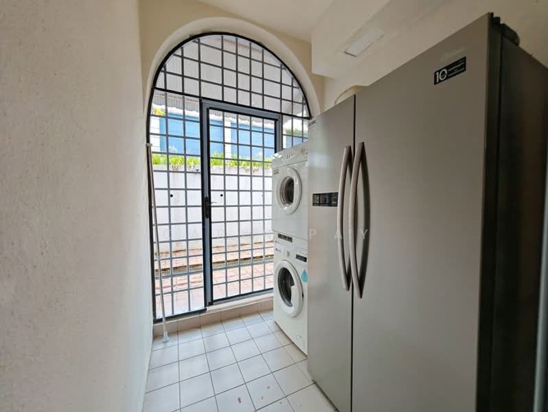 Chancery Grove, 25 Chancery Lane, 4 Bedrooms, 2,013 sqft, Cluster House For Rent, by Carin Pay, 500181617 - Yard - PropertyGuru.com.sg