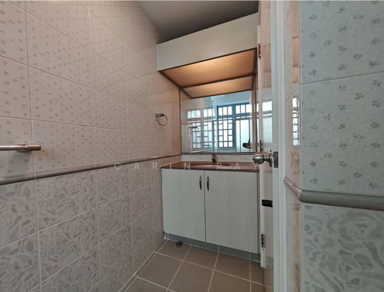 Chancery Grove, 25 Chancery Lane, 4 Bedrooms, 2,013 sqft, Cluster House For Rent, by Carin Pay, 500181617 - Bathroom - PropertyGuru.com.sg