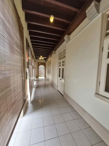 Townerville, 63 McNair Road, 4 Bedrooms, 3,524 sqft, Conservation House For Rent, by Kent Lim, 500181619 - Corridor - PropertyGuru.com.sg