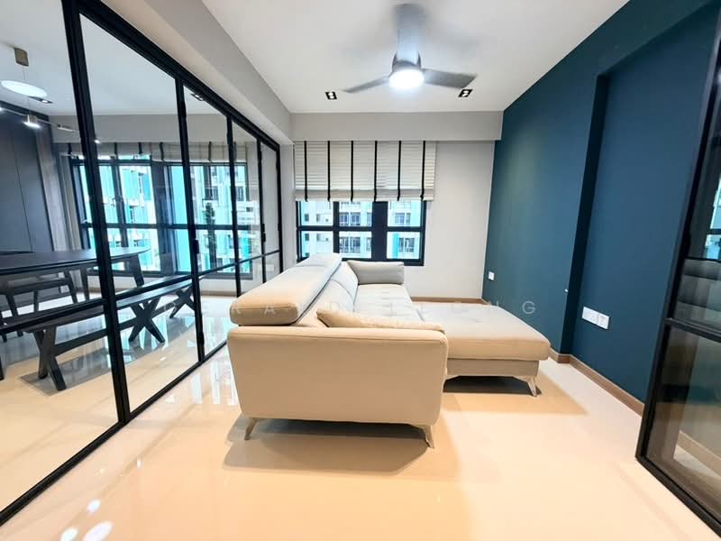 118A Alkaff Crescent, 118A Alkaff Crescent, 3 Bedrooms, 1,001 sqft, HDB Flat For Rent, by Gerald Leong, 500181634 - Extendable Living Space/ 1st Bedroom - PropertyGuru.com.sg