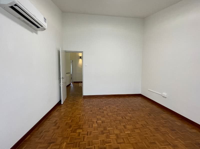Chancery Court, 36E Dunearn Road, 3 Bedrooms, 2,034 sqft, Condominium For Rent, by Carin Pay, 500181638 - Bedroom - PropertyGuru.com.sg