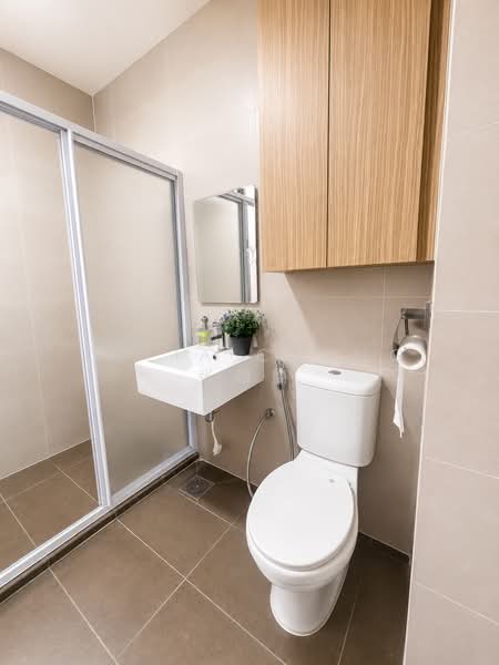 Faber Hills, , Room Rental, 100 sqft, Apartment For Rent, by Celia Chong 张瑂籣, 500181639 - Bathroom - PropertyGuru.com.sg