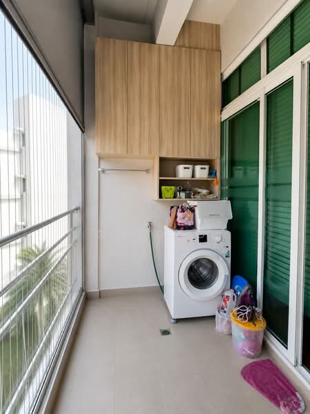 Cardiff Residence, 101 Cardiff Grove, 3 Bedrooms, 1,227 sqft, Condominium For Sale, by Fok Pak Cheong, 500181643 - Yard - PropertyGuru.com.sg