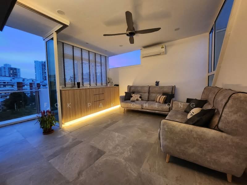 Cardiff Residence, 101 Cardiff Grove, 3 Bedrooms, 1,227 sqft, Condominium For Sale, by Fok Pak Cheong, 500181643 - Living Room - PropertyGuru.com.sg