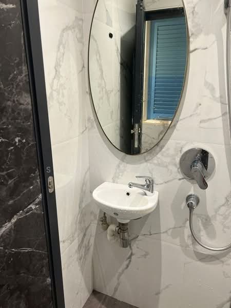 74a Desker Road, , Room Rental, 100 sqft, Shophouse For Rent, by Sharon Tay, 500181651 - Bathroom - PropertyGuru.com.sg