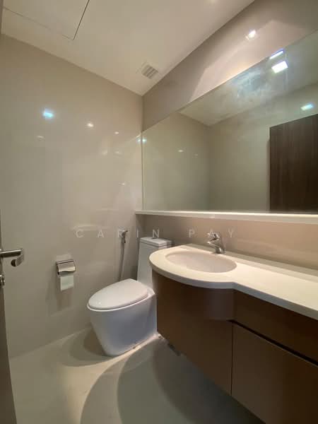 Nassim Regency, 37 Nassim Road, 3 Bedrooms, 2,056 sqft, Apartment For Rent, by Carin Pay, 500181654 - Bathroom - PropertyGuru.com.sg