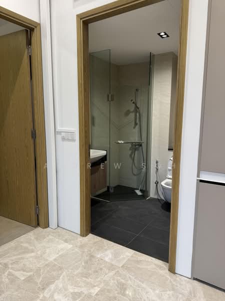 The Enclave Holland, 131 Holland Road, 1 Bedroom, 570 sqft, Condominium For Rent, by Andrew Soh, 500181656 - Bathroom - PropertyGuru.com.sg