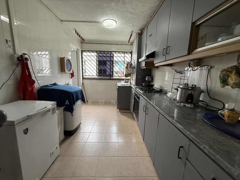 339 Ubi Avenue 1, 339 Ubi Avenue 1, 2 Bedrooms, 1,119 sqft, HDB Flat For Rent, by Aaron Ting, 500181678 - Kitchen - PropertyGuru.com.sg